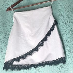 Atmosphere Lavender Skirt with Black Lace